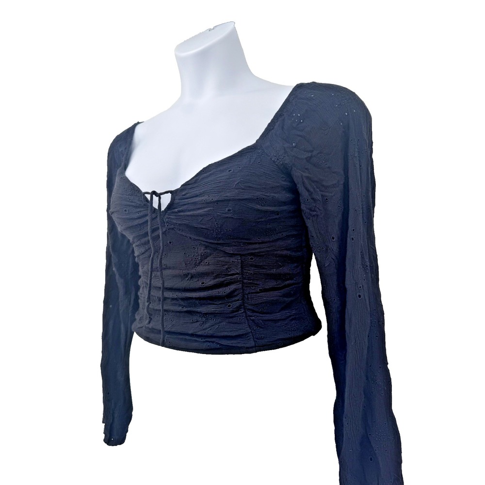 Hollister Long Sleeve Black Babydoll Eyelet Peasant Crop milkmaid renaissance M